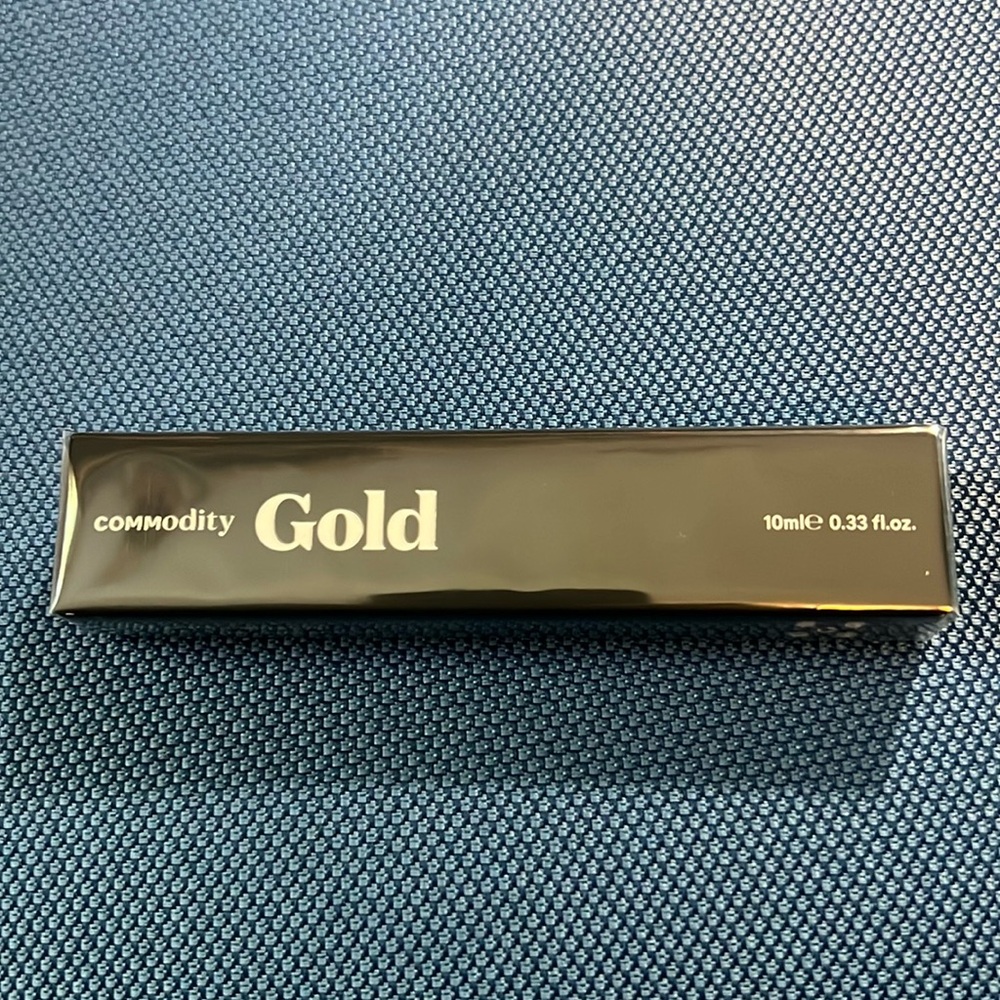 Commodity 
Gold Expressive Eau de Parfum Spray with Vanilla & Sandalwood 
10 mL - Picture 6 of 6